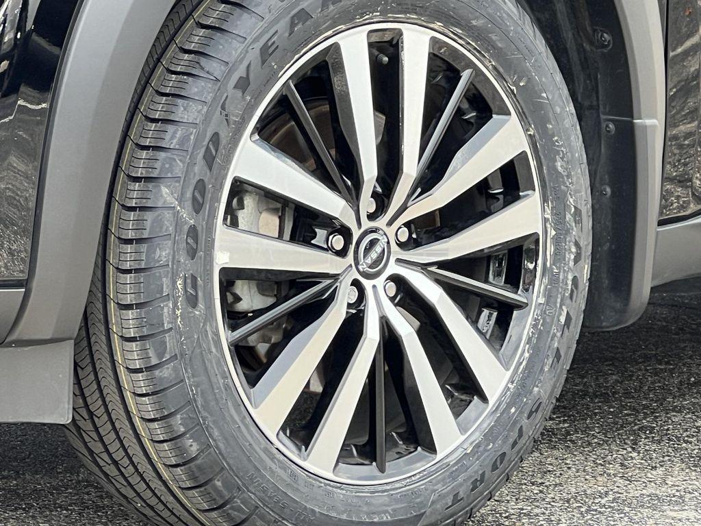 used 2024 Nissan Pathfinder car, priced at $37,500
