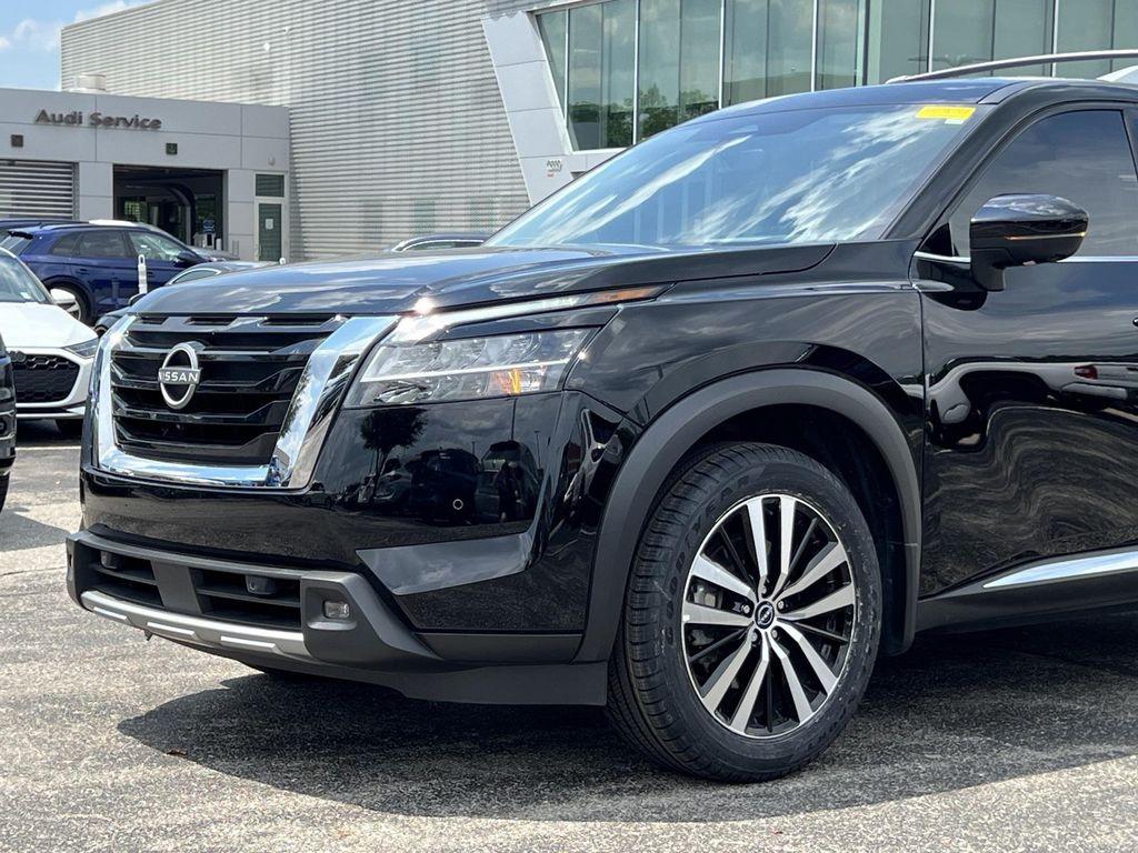 used 2024 Nissan Pathfinder car, priced at $37,500