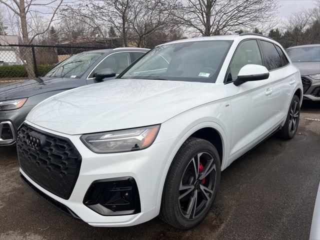 new 2025 Audi Q5 car, priced at $60,200