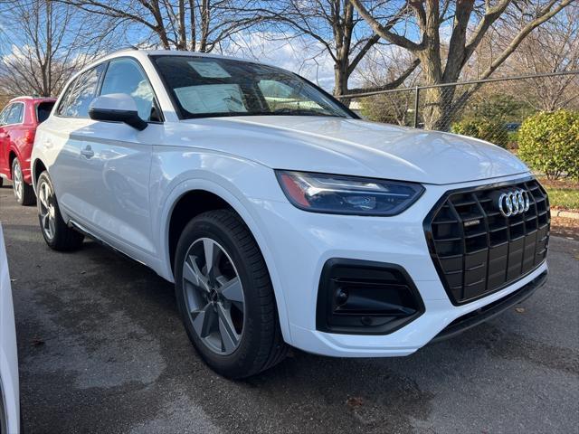 new 2025 Audi Q5 car, priced at $49,330