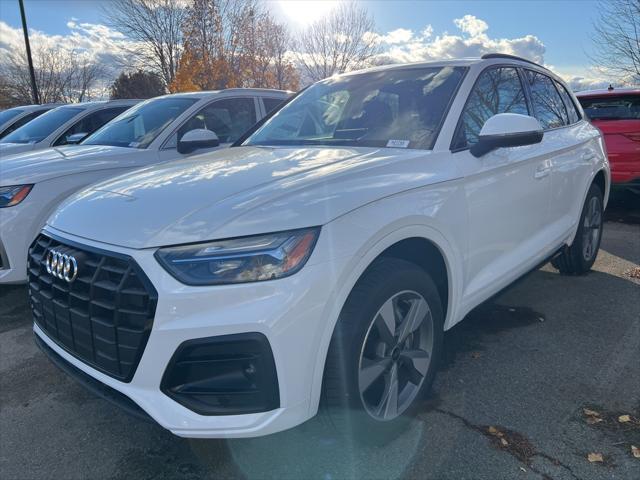 new 2025 Audi Q5 car, priced at $49,330