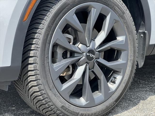 used 2022 Kia Sorento car, priced at $32,000
