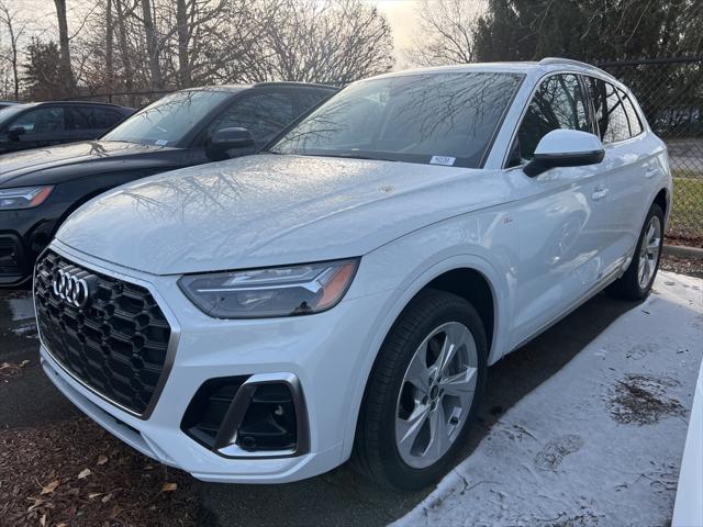 new 2025 Audi Q5 car, priced at $58,085