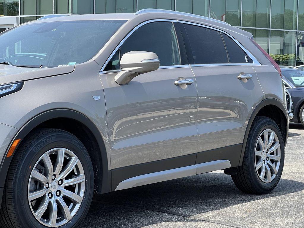 used 2023 Cadillac XT4 car, priced at $30,500
