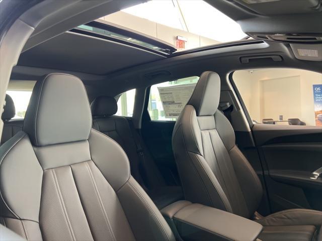 new 2025 Audi Q5 car, priced at $60,975