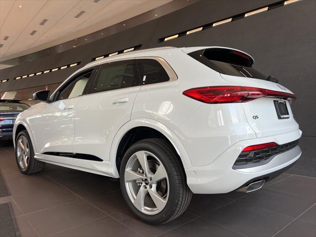 new 2025 Audi Q5 car, priced at $60,975