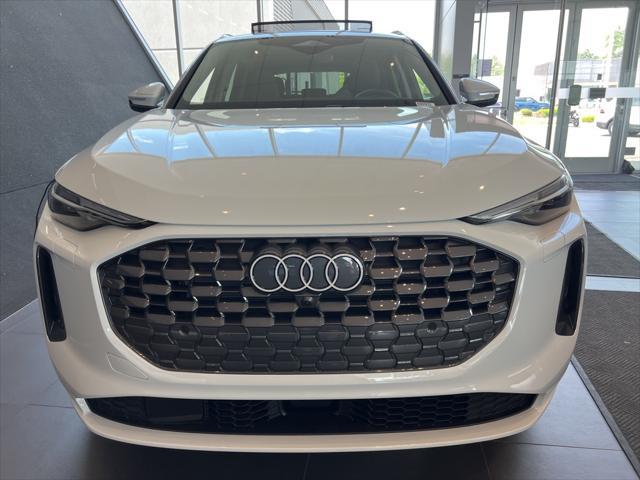 new 2025 Audi Q5 car, priced at $60,975