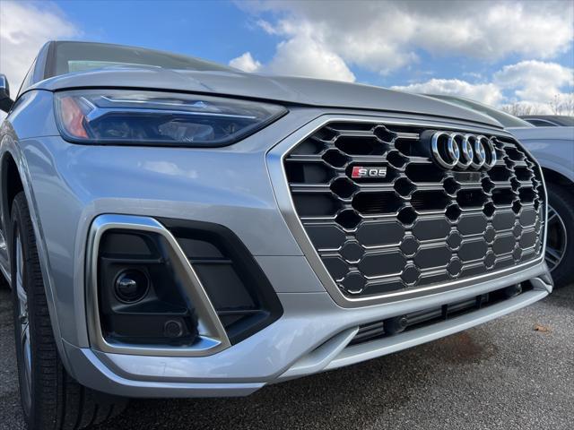 new 2025 Audi SQ5 car, priced at $69,265