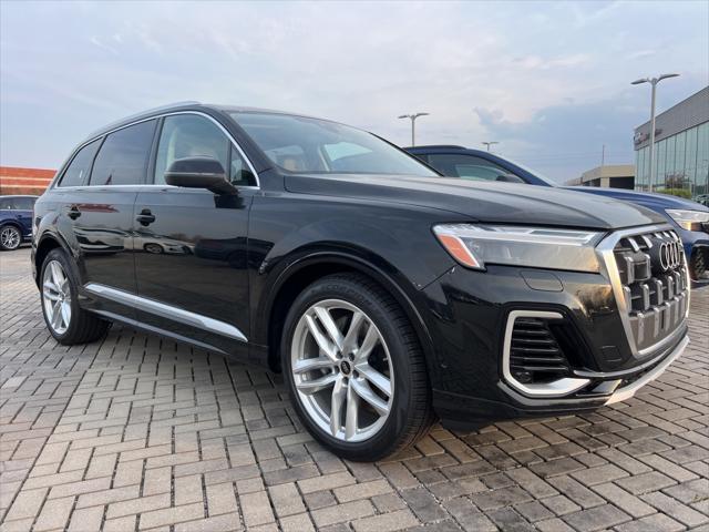 new 2025 Audi Q7 car, priced at $76,295