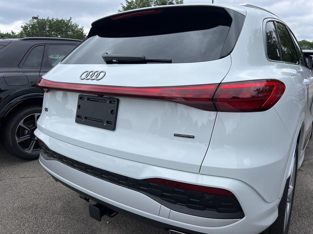 new 2025 Audi Q5 car, priced at $61,980