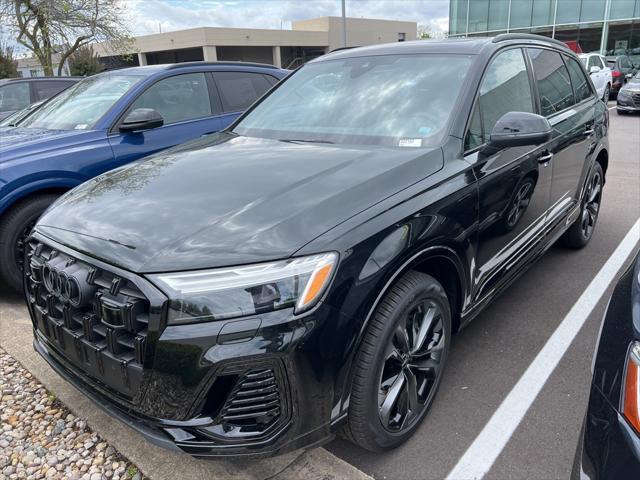 new 2025 Audi Q7 car, priced at $77,750