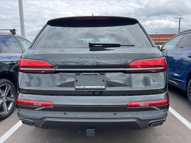 new 2025 Audi Q7 car, priced at $77,750