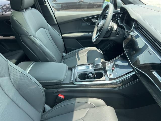 new 2025 Audi Q7 car, priced at $83,750