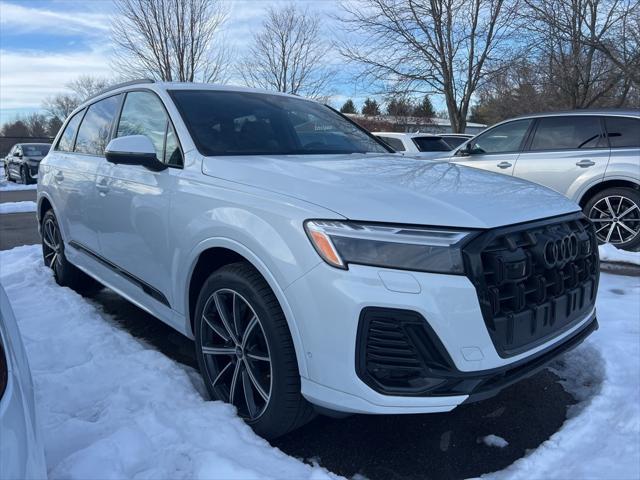 new 2025 Audi Q7 car, priced at $69,530