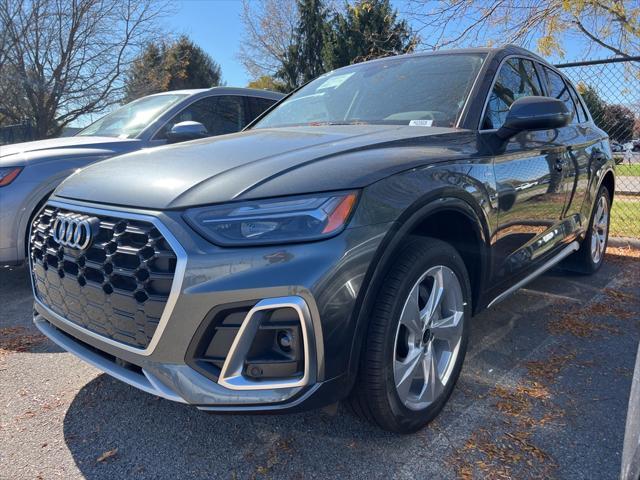 new 2025 Audi Q5 car, priced at $58,175