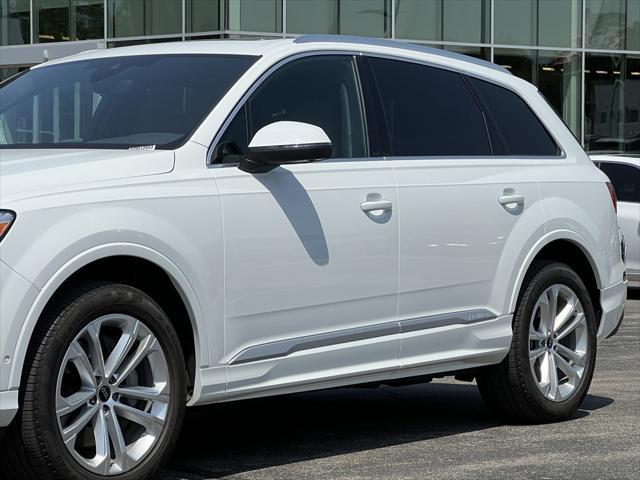 used 2025 Audi Q7 car, priced at $66,000