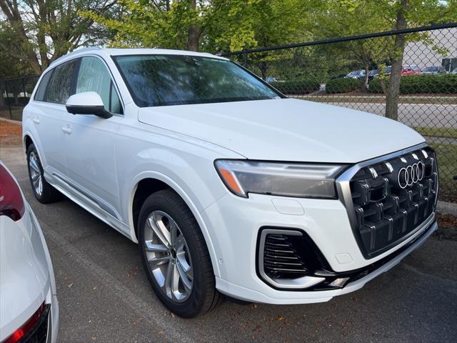 new 2025 Audi Q7 car, priced at $72,850