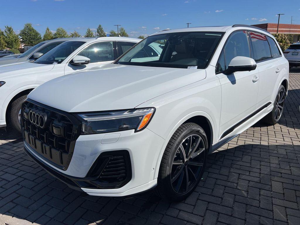 new 2026 Audi Q7 car, priced at $72,740
