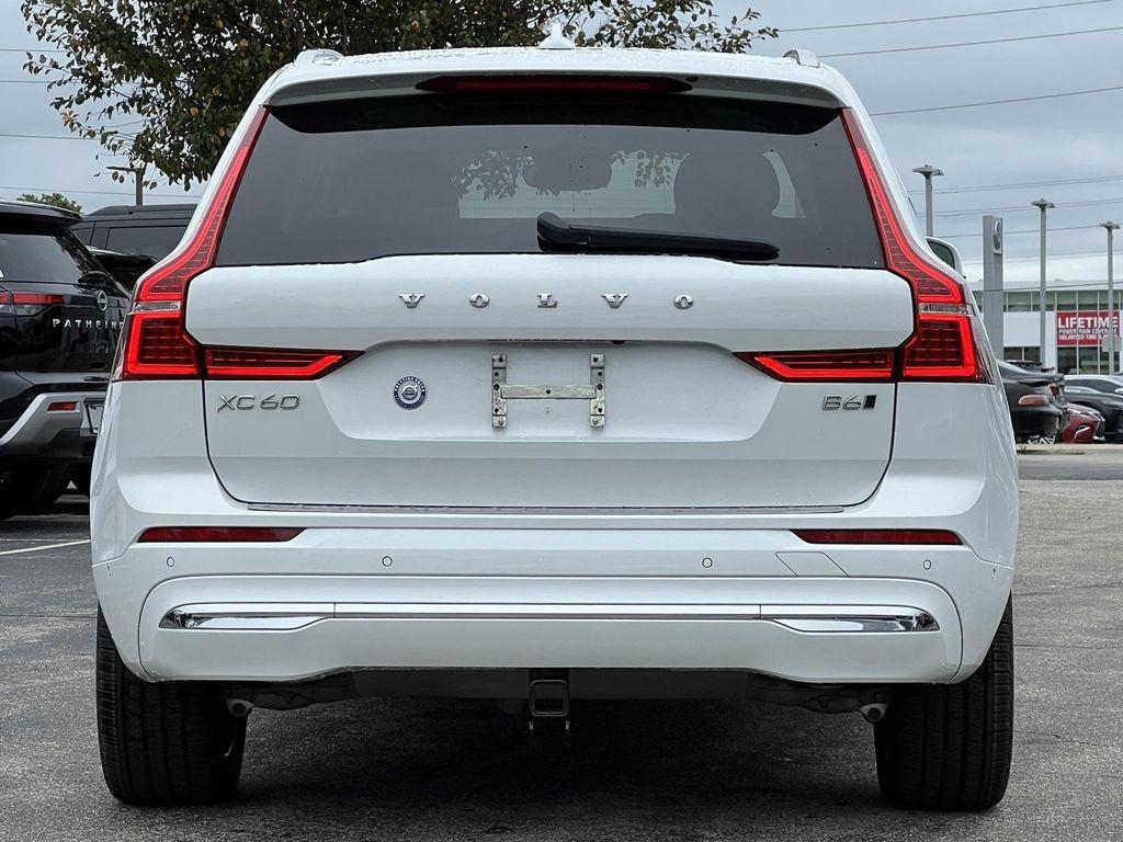 used 2022 Volvo XC60 car, priced at $36,600