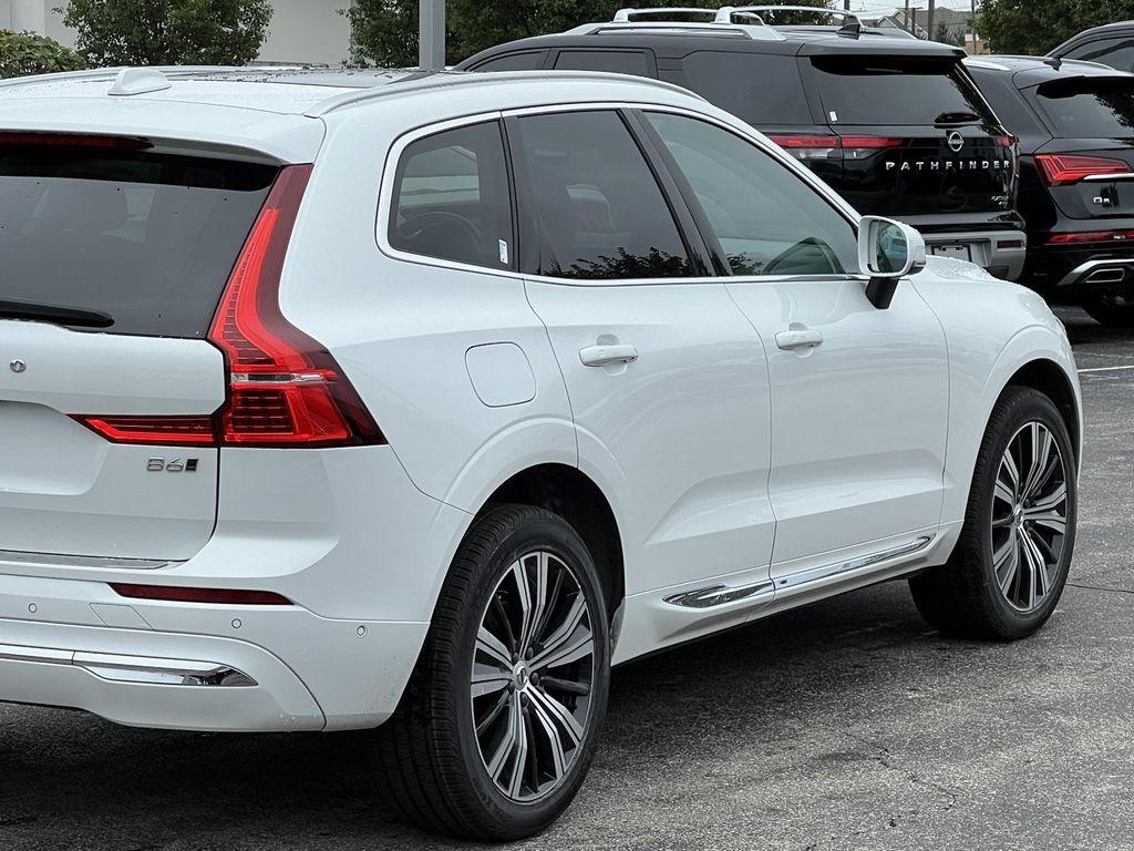 used 2022 Volvo XC60 car, priced at $36,600
