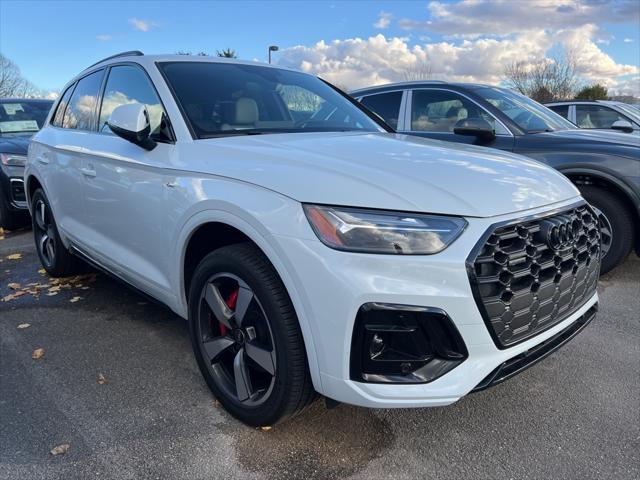 new 2024 Audi Q5 car, priced at $58,090