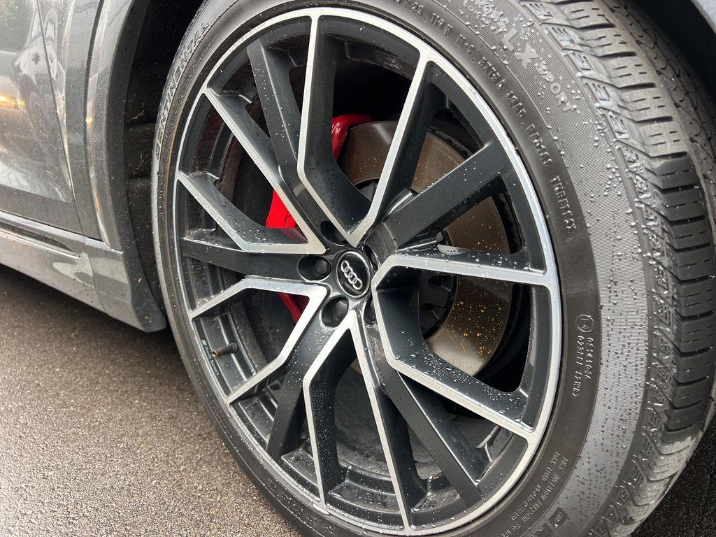 used 2019 Audi Q8 car