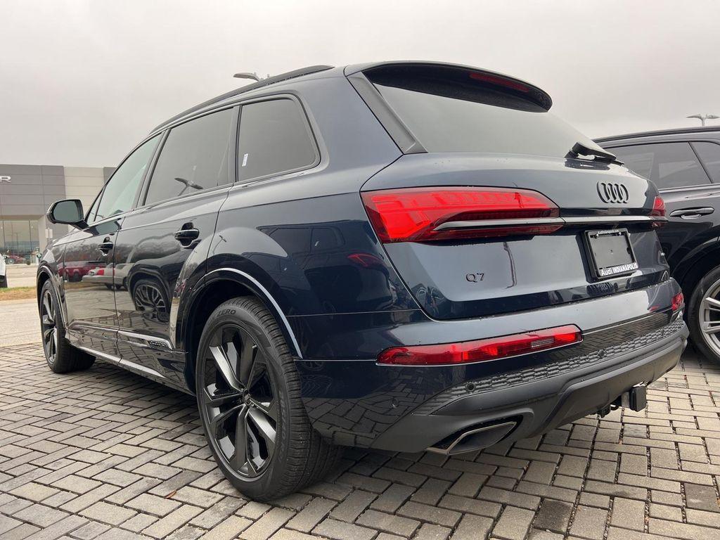 new 2026 Audi Q7 car, priced at $76,940