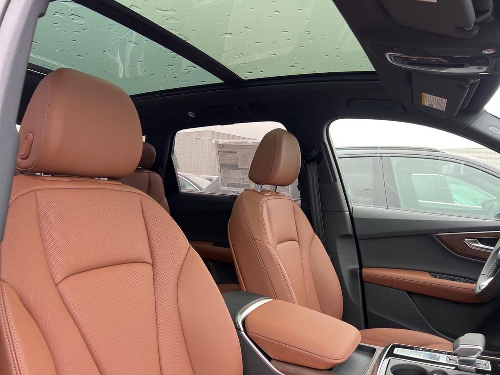 new 2026 Audi Q7 car, priced at $76,940