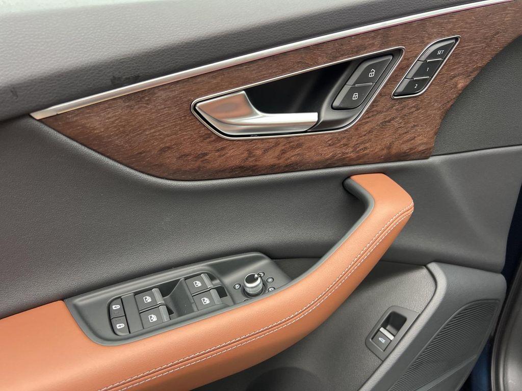 new 2026 Audi Q7 car, priced at $76,940