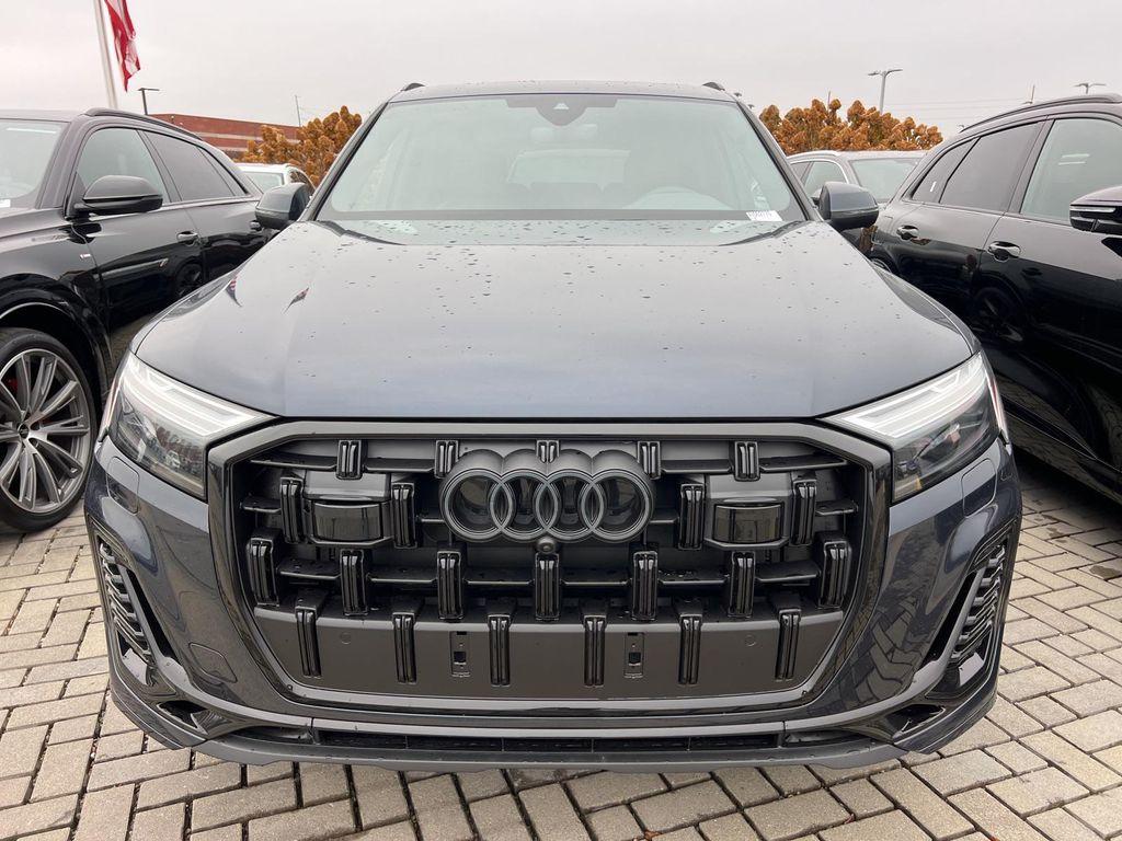 new 2026 Audi Q7 car, priced at $76,940