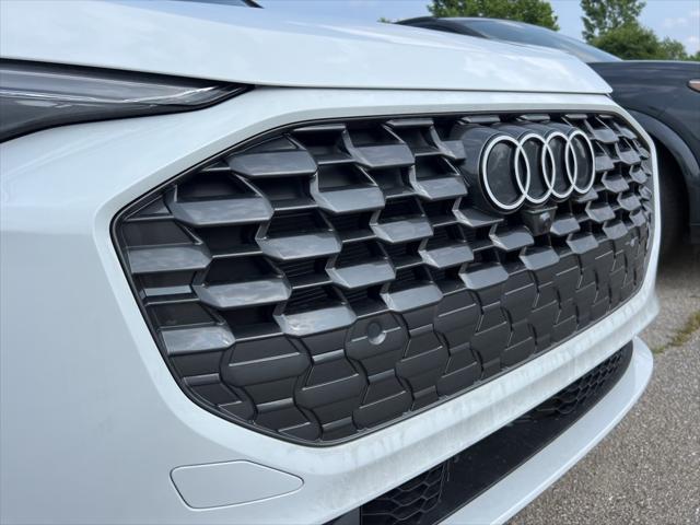 new 2025 Audi Q5 car, priced at $61,300