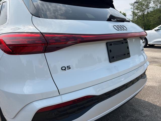 new 2025 Audi Q5 car, priced at $61,300