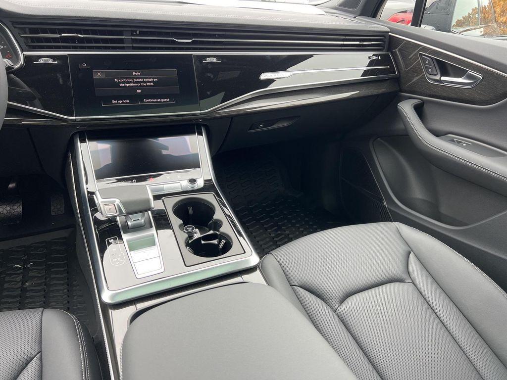 new 2026 Audi Q7 car, priced at $78,445