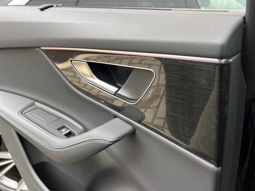 new 2026 Audi Q7 car, priced at $78,445