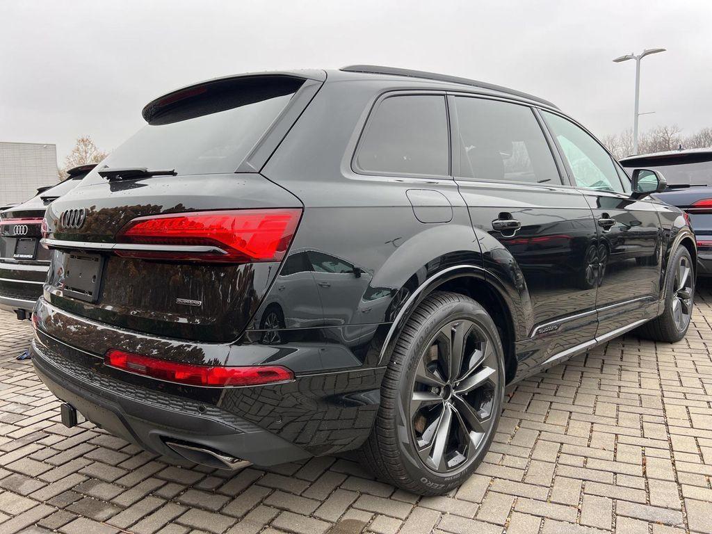 new 2026 Audi Q7 car, priced at $78,445