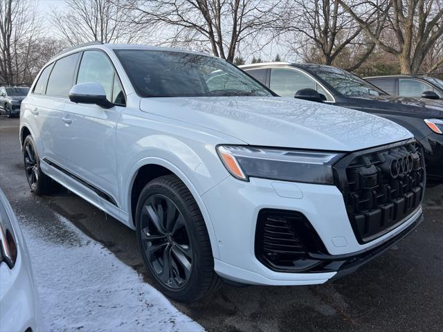 new 2025 Audi Q7 car, priced at $77,090