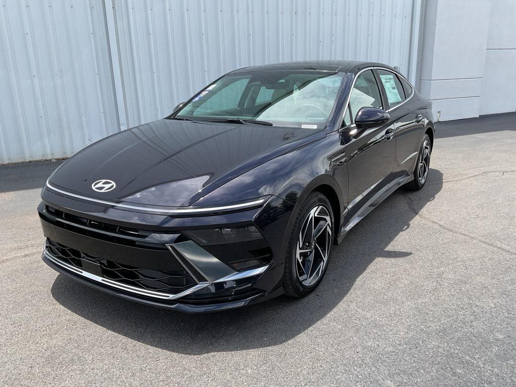 new 2024 Hyundai Sonata car, priced at $26,255