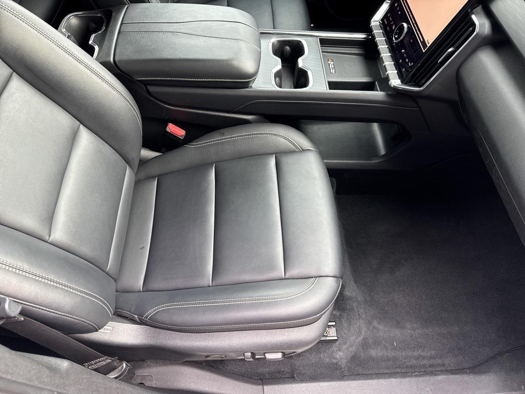 used 2024 GMC Acadia car, priced at $35,999