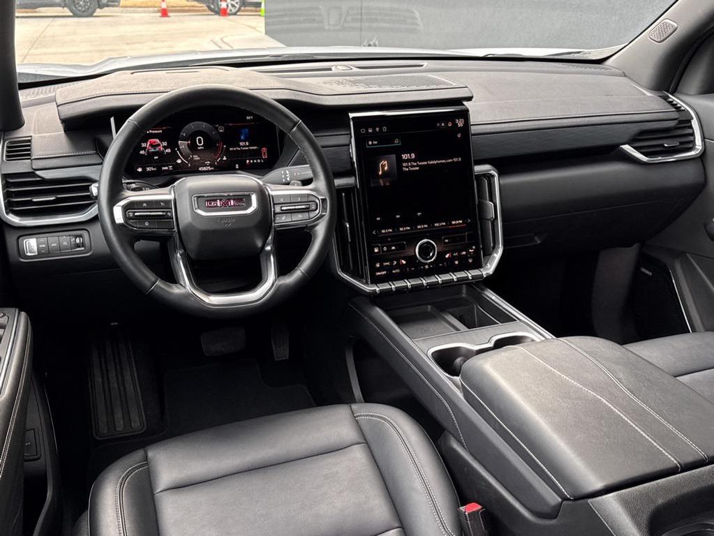 used 2024 GMC Acadia car, priced at $35,999