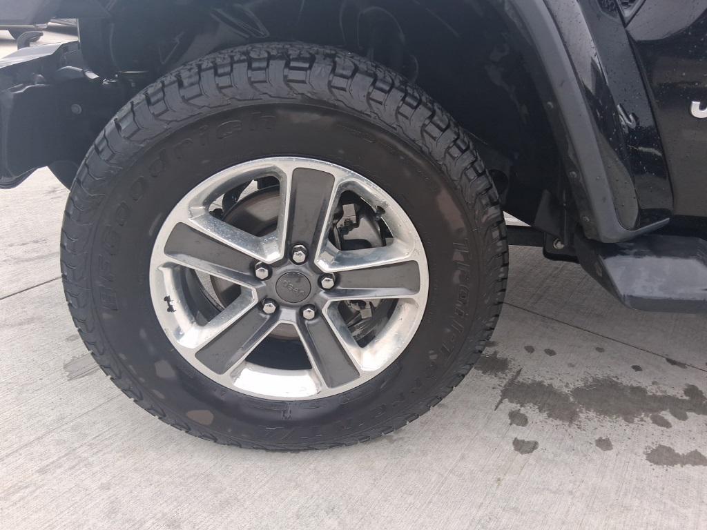 used 2020 Jeep Wrangler Unlimited car, priced at $28,997
