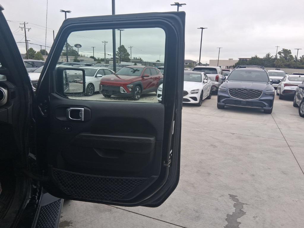 used 2020 Jeep Wrangler Unlimited car, priced at $28,997