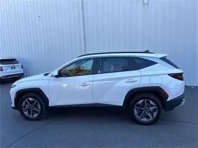 new 2025 Hyundai TUCSON Hybrid car, priced at $36,829