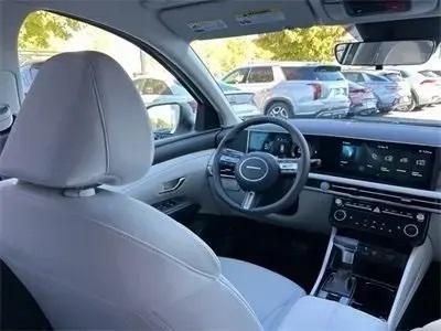 new 2025 Hyundai TUCSON Hybrid car, priced at $36,829