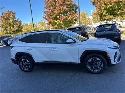 new 2025 Hyundai Tucson car, priced at $33,035