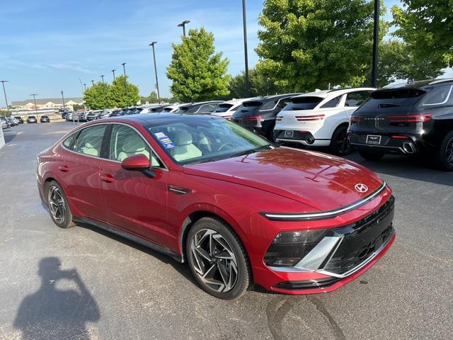 new 2024 Hyundai Sonata car, priced at $27,215