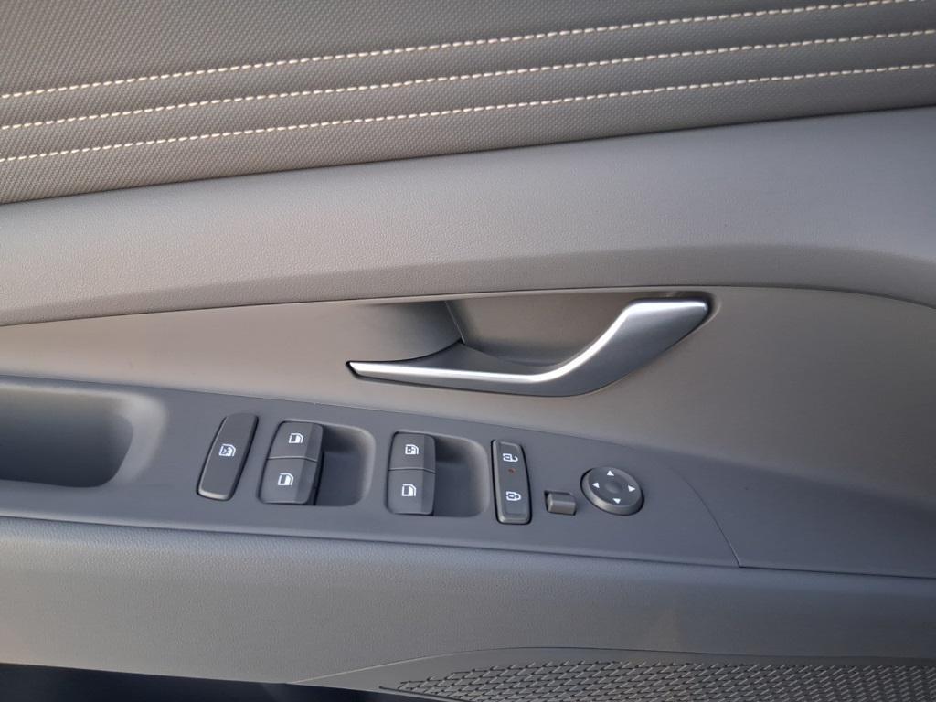 new 2025 Hyundai Elantra car, priced at $22,946