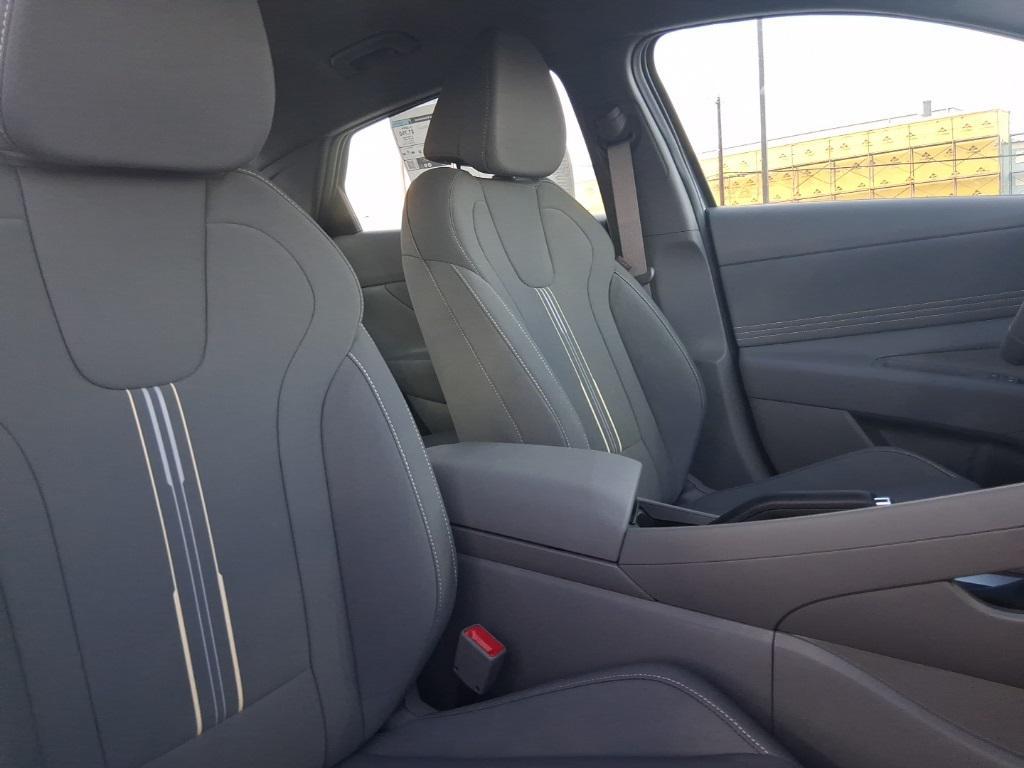 new 2025 Hyundai Elantra car, priced at $22,946