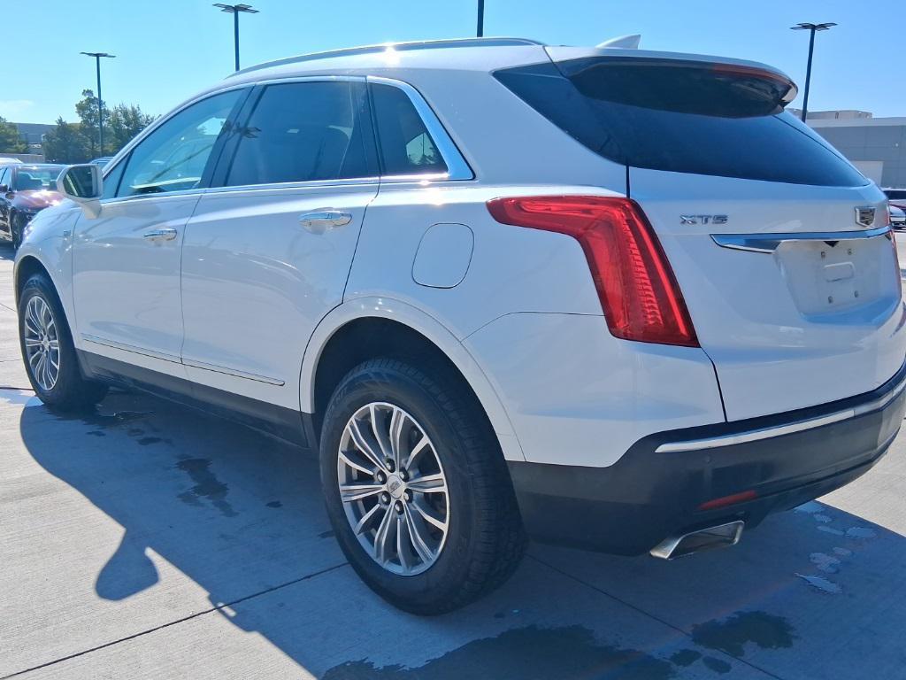 used 2017 Cadillac XT5 car, priced at $11,510