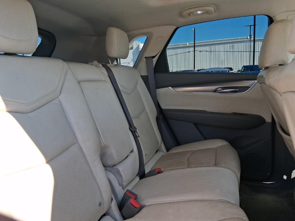 used 2017 Cadillac XT5 car, priced at $11,510