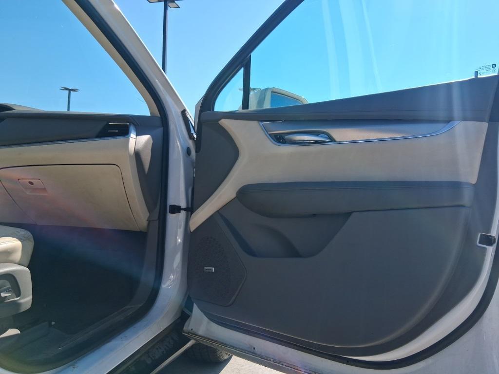 used 2017 Cadillac XT5 car, priced at $11,510